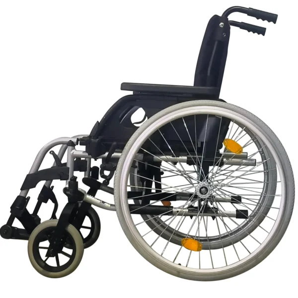 Breezy 16 inch Manual Wheelchair (Pre-Owned)